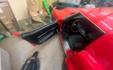 Chevrolet-corvette-1968-red-5