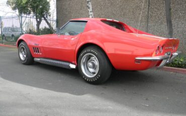 Chevrolet-corvette-1969-12