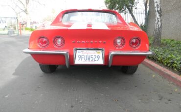 Chevrolet-corvette-1969-13