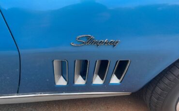 Chevrolet-corvette-1969-blue-5