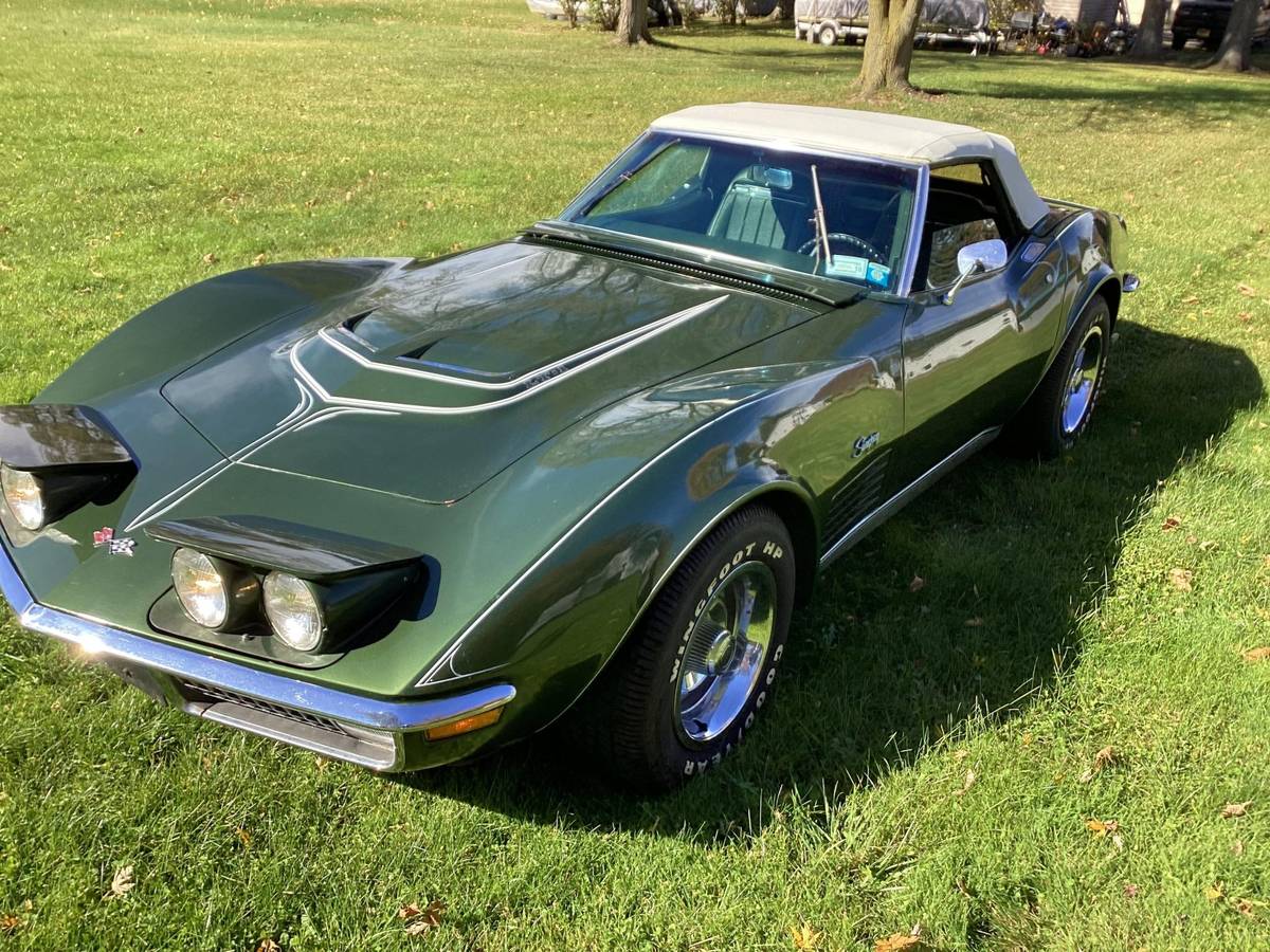 Chevrolet-corvette-1970-green-1