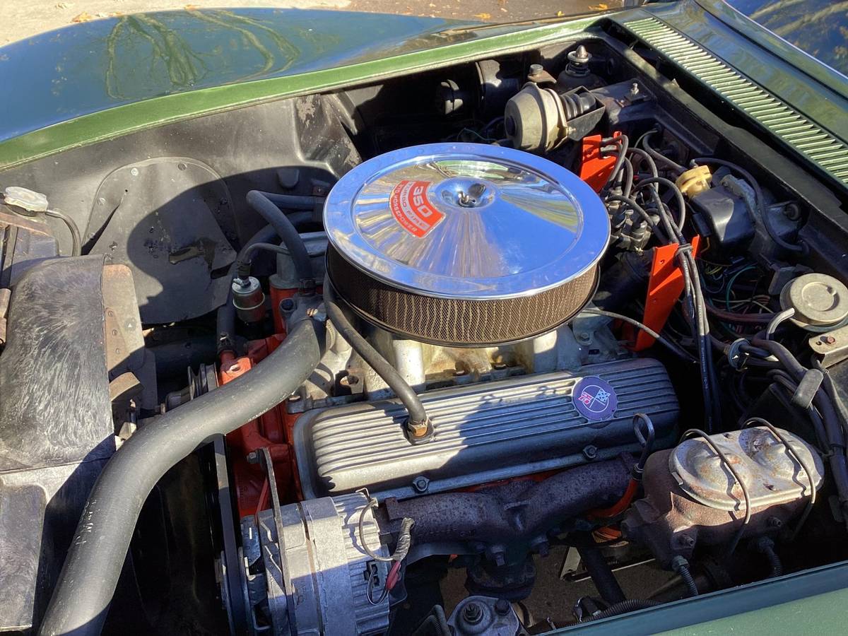 Chevrolet-corvette-1970-green-3