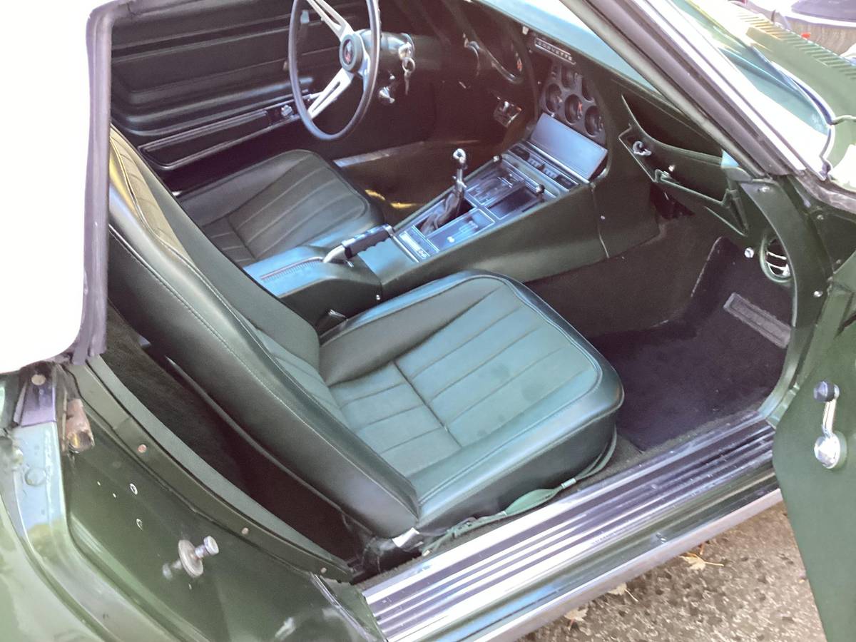 Chevrolet-corvette-1970-green-5