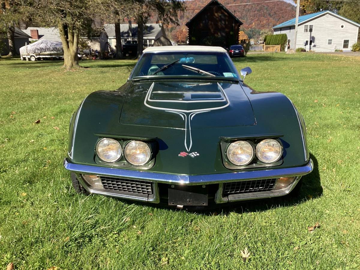 Chevrolet-corvette-1970-green