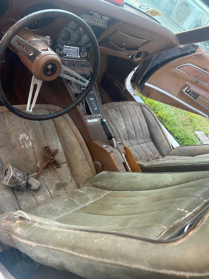 Chevrolet-corvette-1971-1