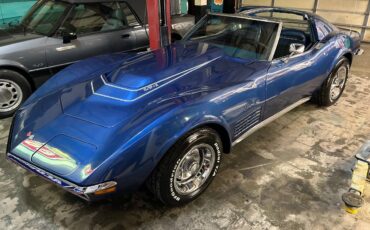 Chevrolet-corvette-1971-4