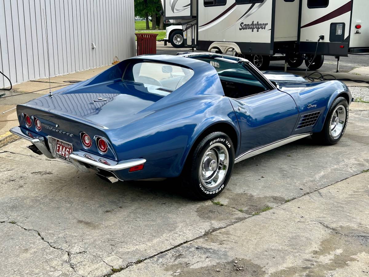 Chevrolet-corvette-1971-5