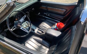 Chevrolet-corvette-1971-black-2