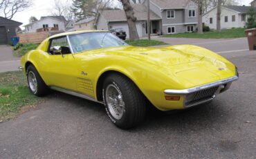 Chevrolet-corvette-1971-yellow-10