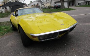 Chevrolet-corvette-1971-yellow-11
