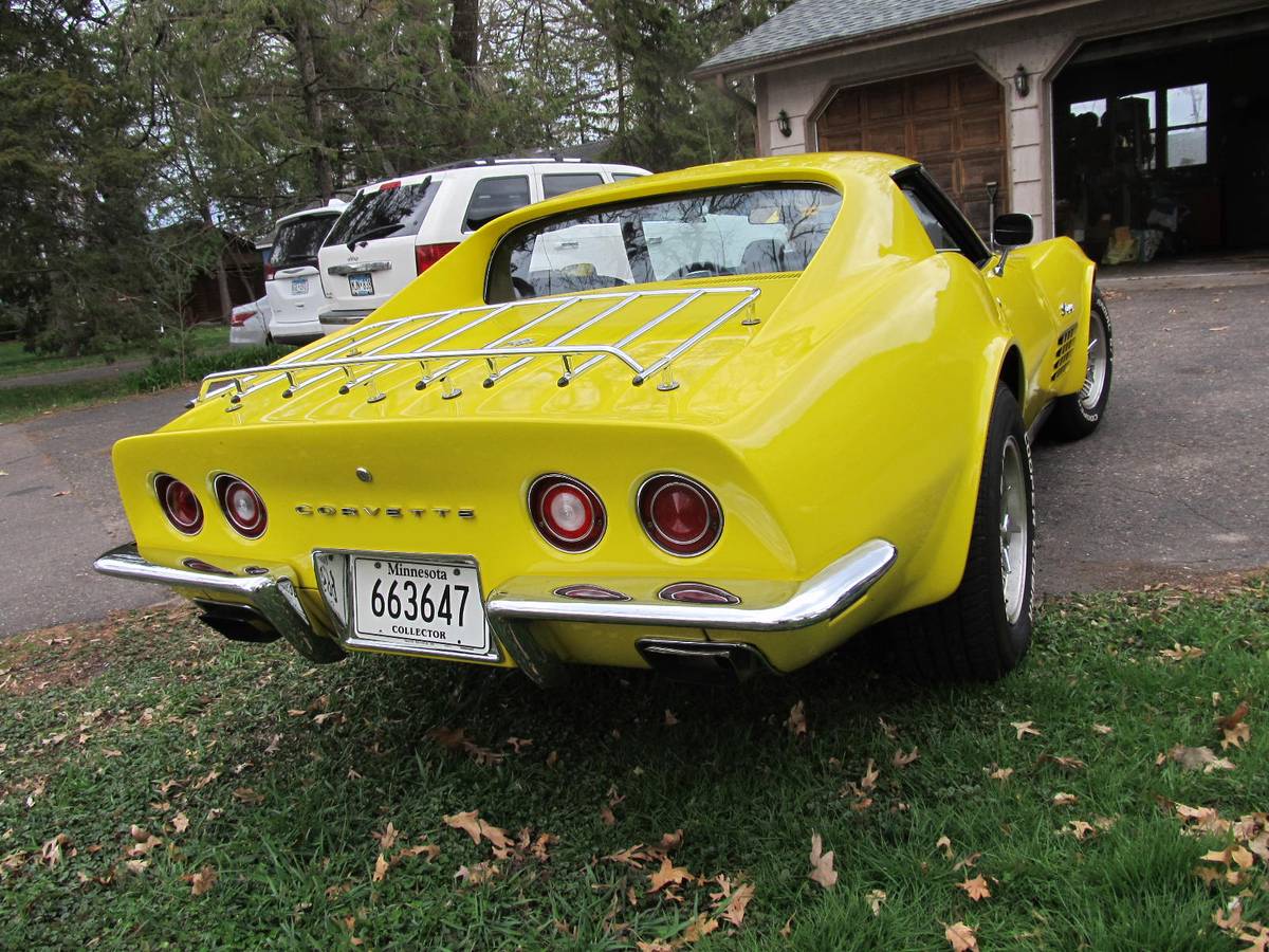 Chevrolet-corvette-1971-yellow-5