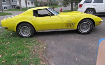 Chevrolet-corvette-1971-yellow-8