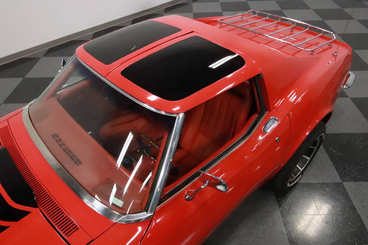 Chevrolet-corvette-1972-red-11