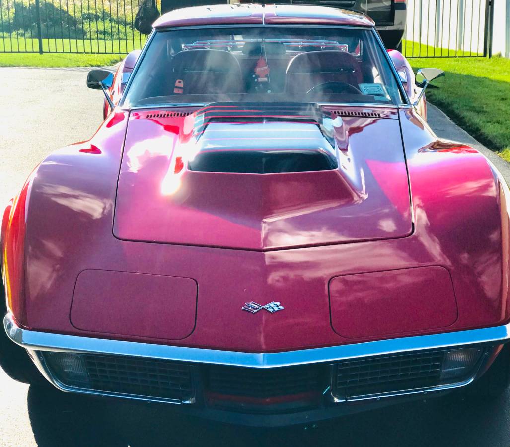 Chevrolet-corvette-1972-red-2