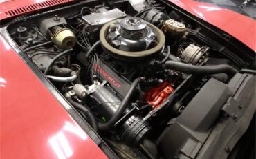 Chevrolet-corvette-1972-red-6