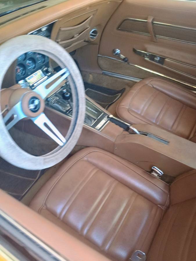 Chevrolet-corvette-1973-1