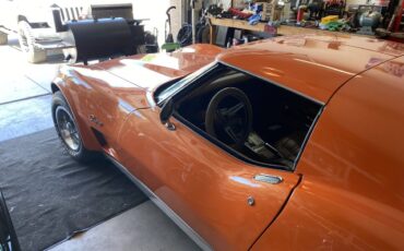 Chevrolet-corvette-1973-7