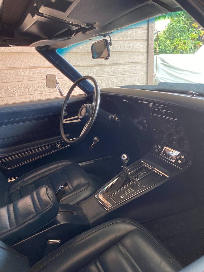 Chevrolet-corvette-1973-blue-3