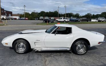 Chevrolet-corvette-1973-white-18