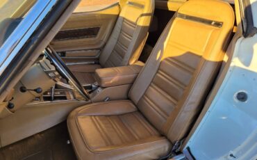 Chevrolet-corvette-1974-8