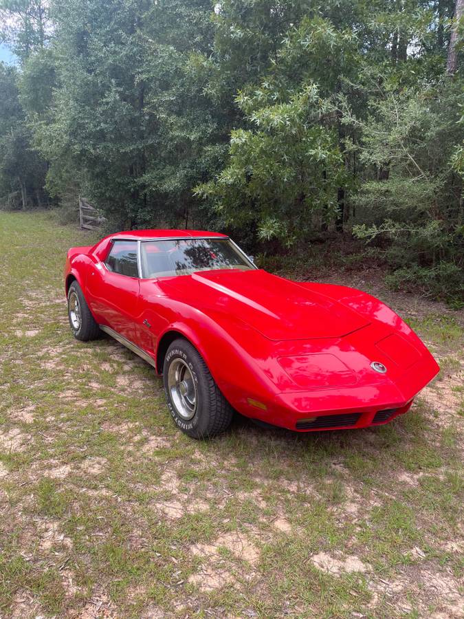 Chevrolet-corvette-1974-red-11