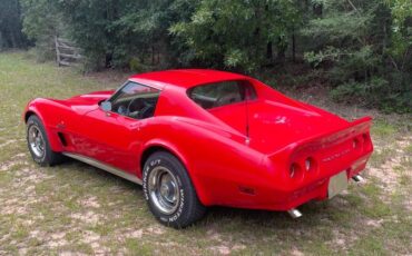 Chevrolet-corvette-1974-red-2