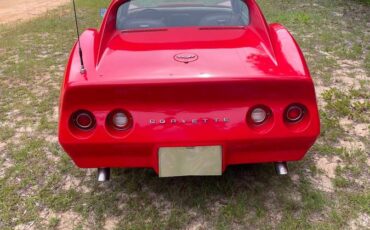 Chevrolet-corvette-1974-red-3