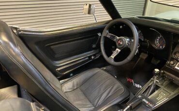 Chevrolet-corvette-1974-silver-18