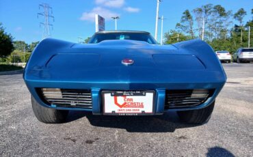 Chevrolet-corvette-1975-blue-1