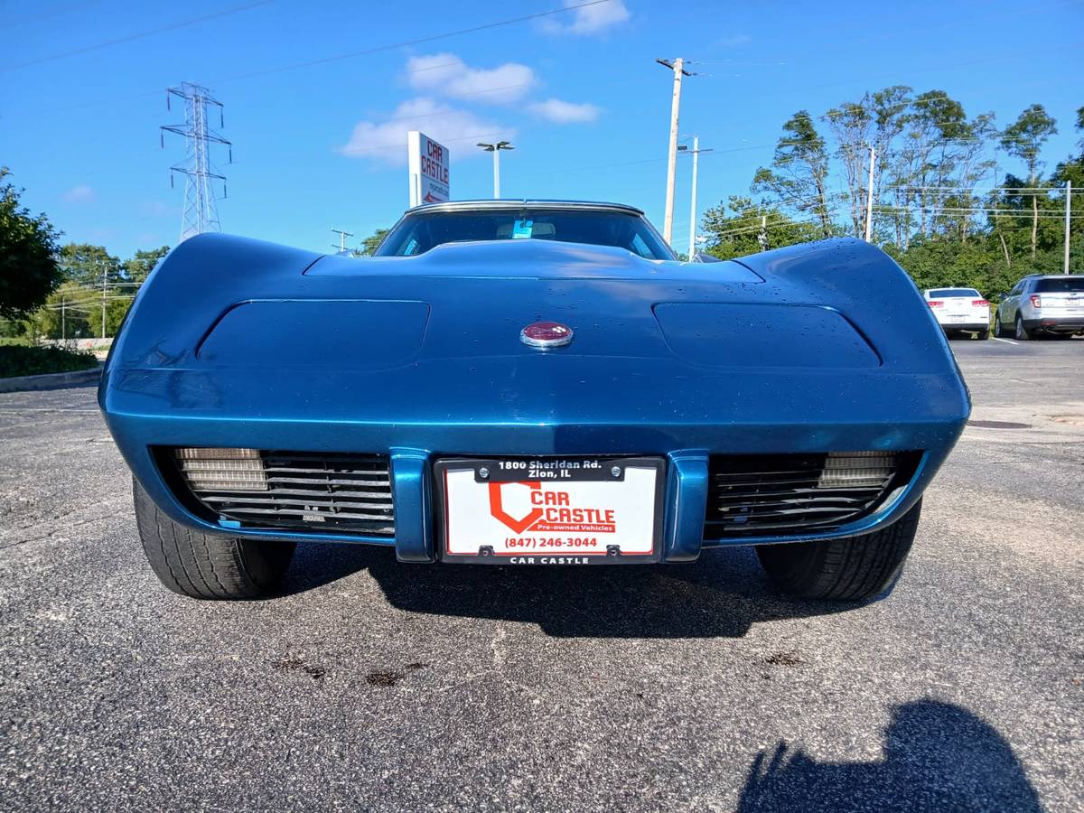 Chevrolet-corvette-1975-blue-1