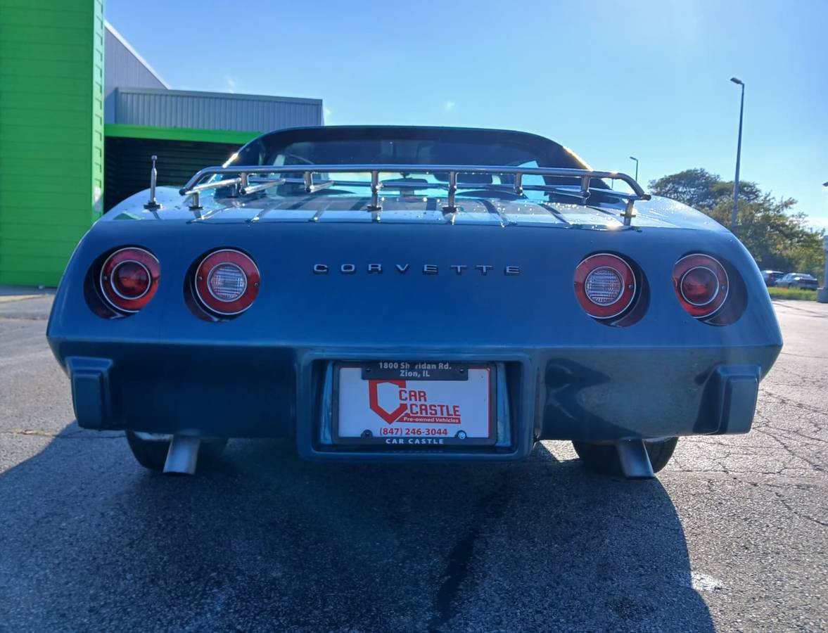 Chevrolet-corvette-1975-blue-7