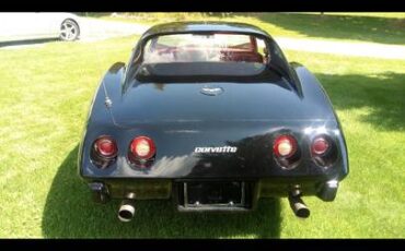 Chevrolet-corvette-1977-black-1