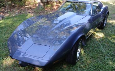 Chevrolet-corvette-1977-blue