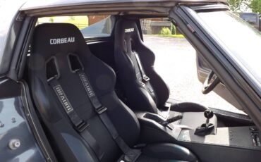 Chevrolet-corvette-1977-grey-8