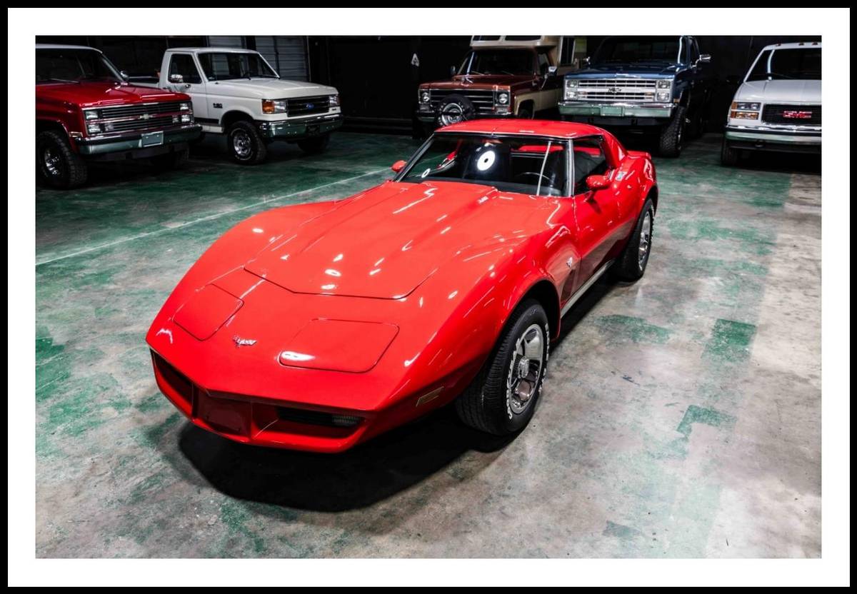 Chevrolet-corvette-1977-red-19