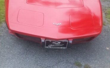 Chevrolet-corvette-1977-red-2