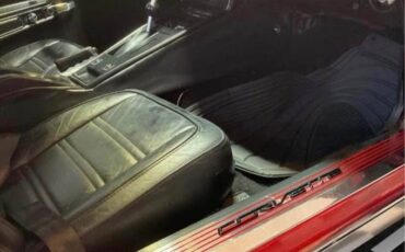 Chevrolet-corvette-1977-red-2