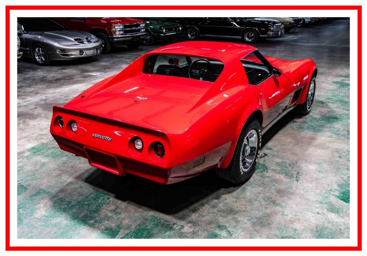 Chevrolet-corvette-1977-red-25