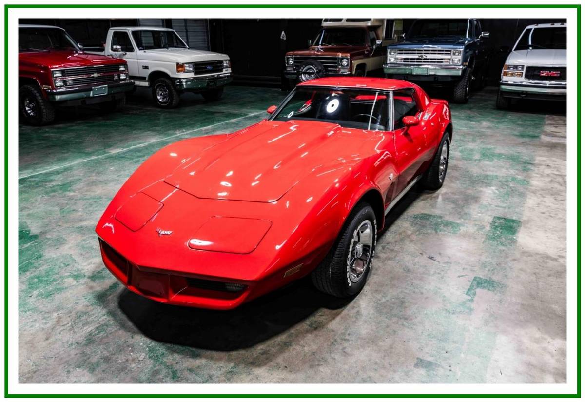 Chevrolet-corvette-1977-red-28