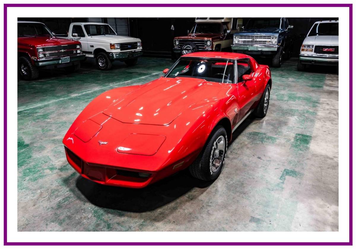 Chevrolet-corvette-1977-red-48