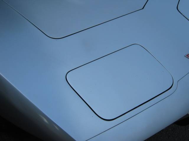 Chevrolet-corvette-1977-silver-14