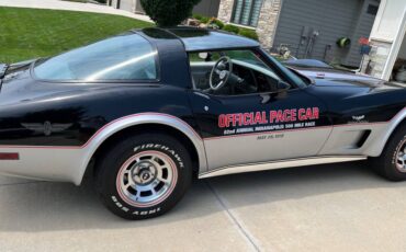 Chevrolet-corvette-1978-2