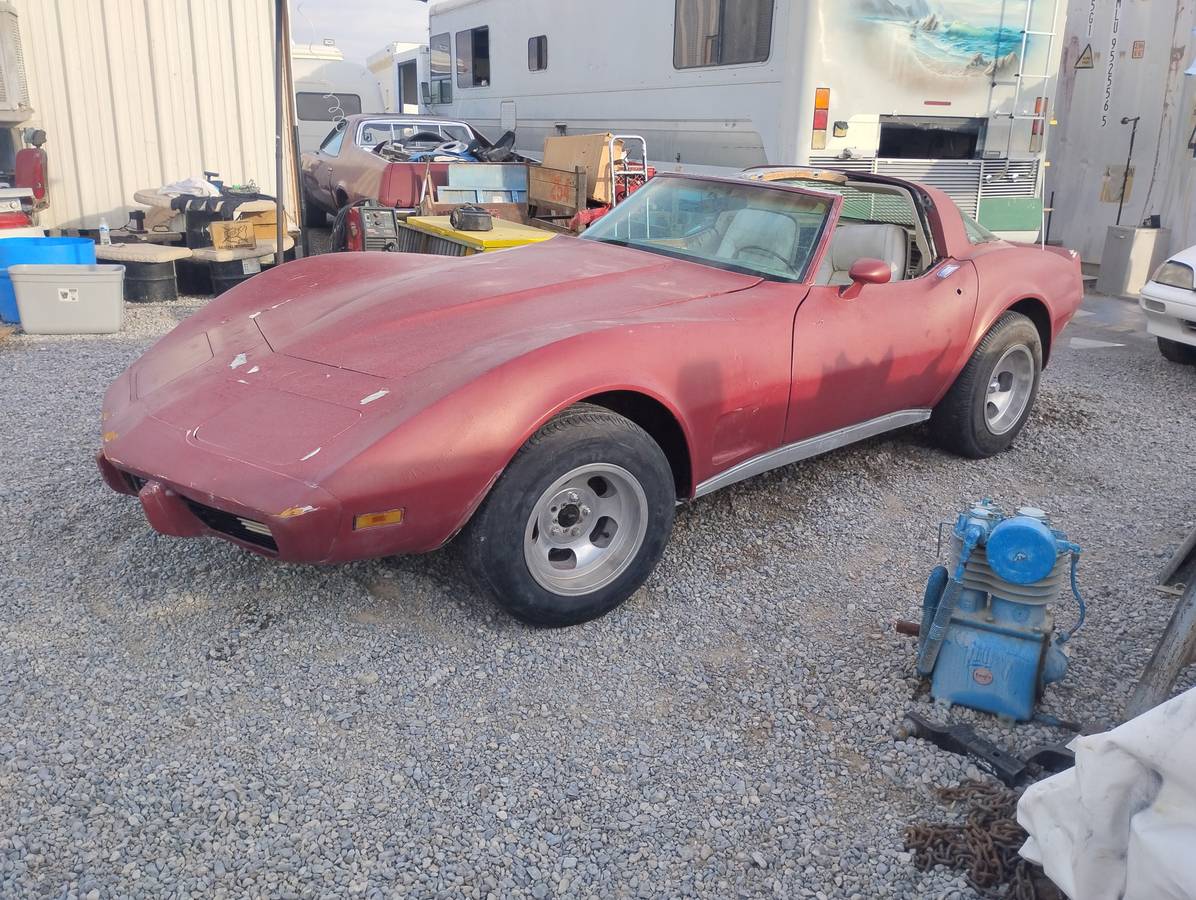 Chevrolet-corvette-1978
