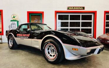 Chevrolet-corvette-1978-black-32