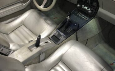 Chevrolet-corvette-1978-black-4