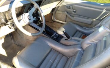 Chevrolet-corvette-1978-custom-13