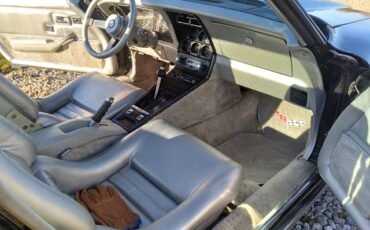 Chevrolet-corvette-1978-custom-14