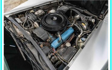 Chevrolet-corvette-1978-silver-2
