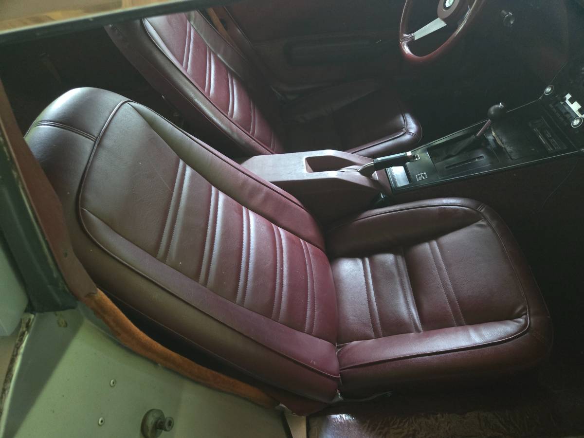 Chevrolet-corvette-1978-silver-4