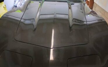 Chevrolet-corvette-1979-black-1